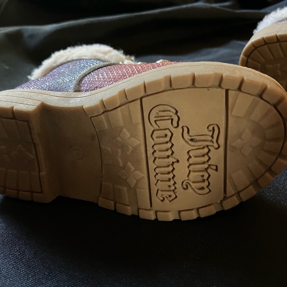 Juicy couture size 6 toddler girl boots. - Picture 3 of 7